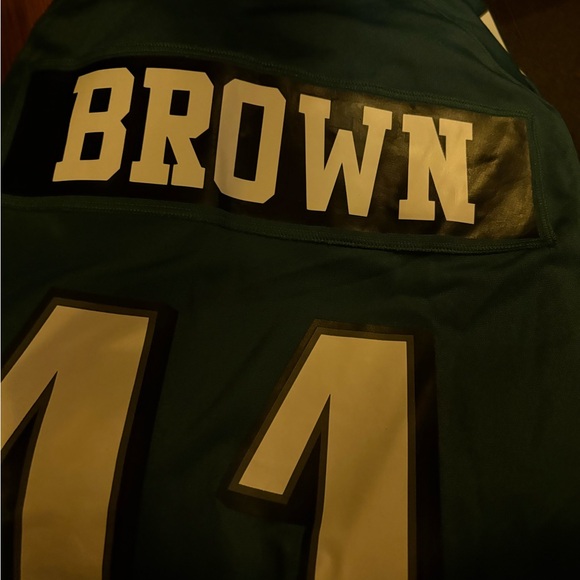 Eagles AJ BROWN Green Football Jersey - Picture 3 of 5